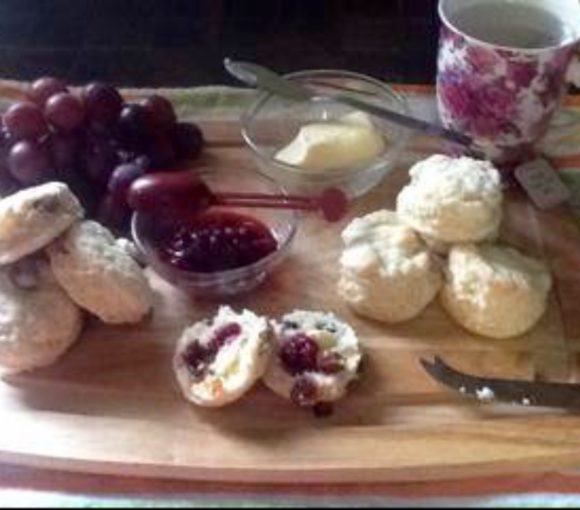 Traditional Newfoundland Tea Buns