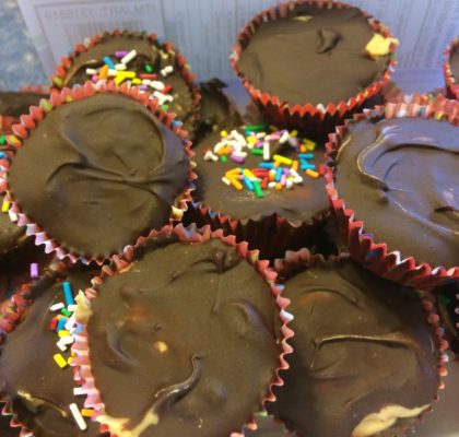 Chocolate peanut butter cups