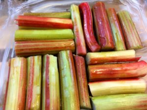 Upside down rhubarb cake