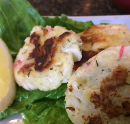 Traditional Newfoundland Crab Cakes Pan Fried