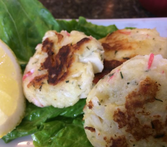 Traditional Newfoundland Crab Cakes Pan Fried