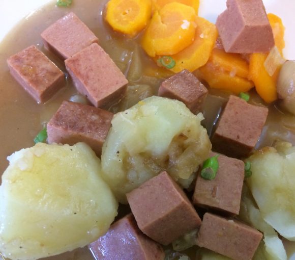 Traditional Newfoundland Bologna Gravy and Boiled Potatoes
