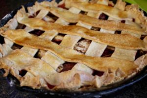 APPLE - CRANBERRY Deep Dish Pie