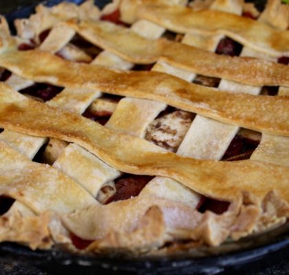 APPLE - CRANBERRY Deep Dish Pie