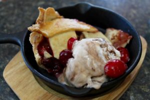 APPLE - CRANBERRY Deep Dish Pie