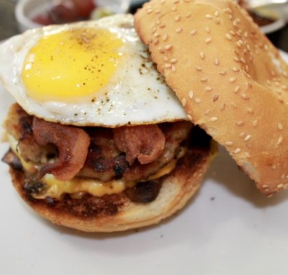 BREAKFAST BURGER
