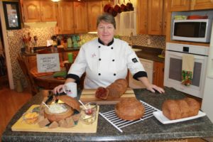 Pumpernickel Bread and Spinach Dip