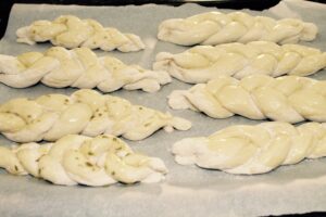 BRAIDED BREADSTICKS