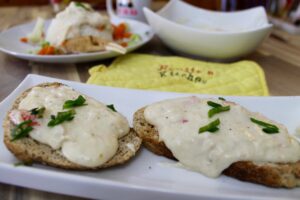 CREAMED CRAB SANDWICH