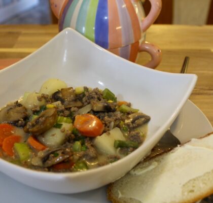 MUSHROOM and GROUND BEEF STEW