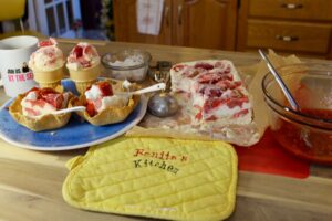 RHUBARB and STRAWBERRY ICE-CREAM