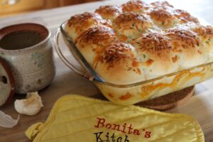 Garlic Butter and Cheese Bread Rolls!