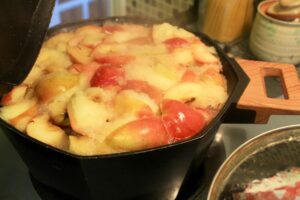 APPLE SPICED JELLY