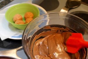 CAKE POPS