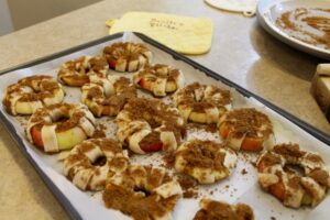 Cinnamon Apple Pastries