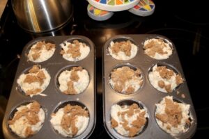 Streusel Rhubarb Muffins
